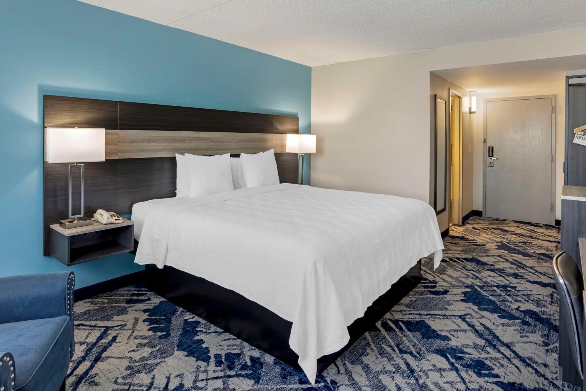 איסט ברונסוויק Best Western Rutgers University Hotel מראה חיצוני תמונה