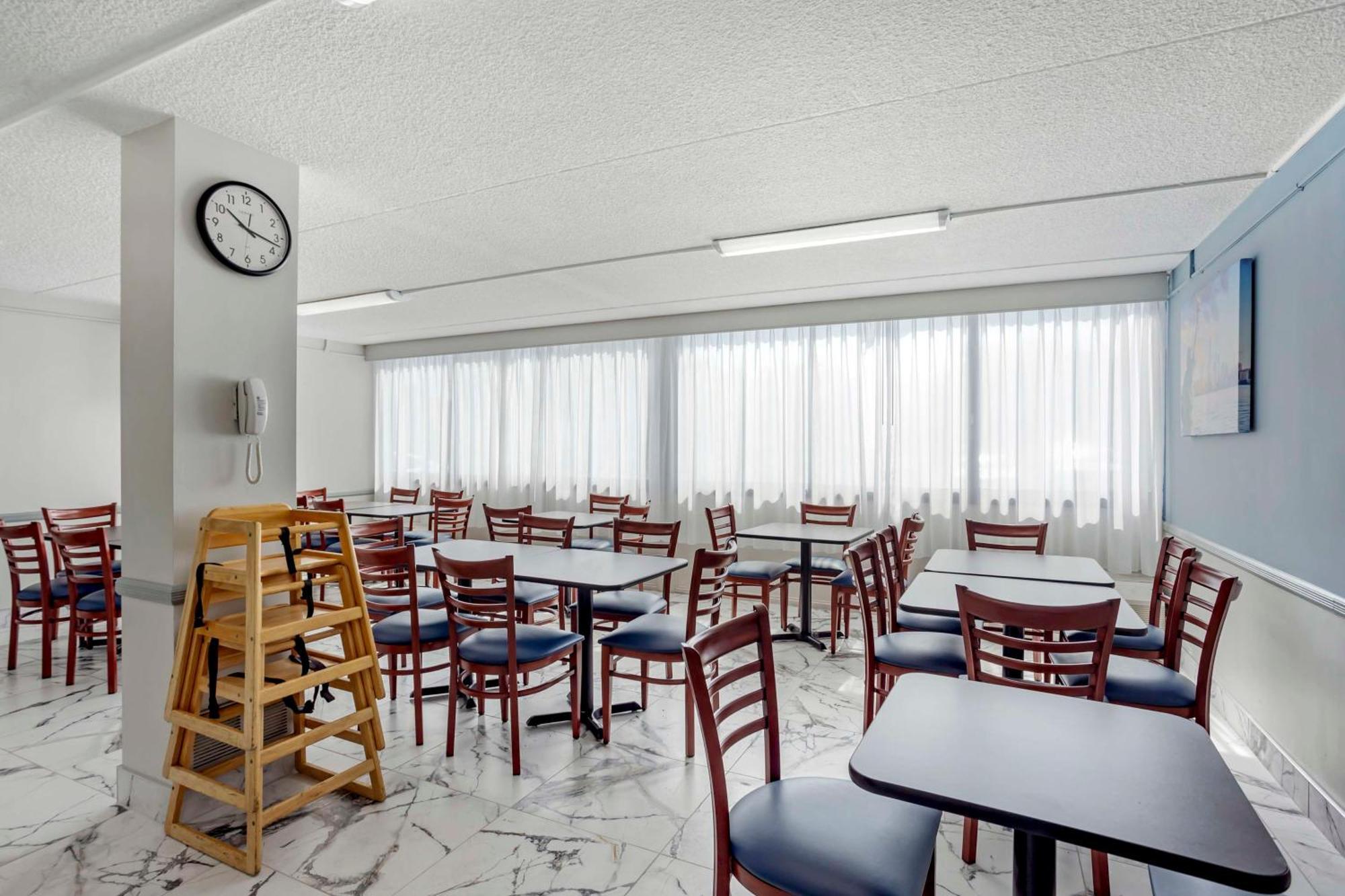 איסט ברונסוויק Best Western Rutgers University Hotel מראה חיצוני תמונה